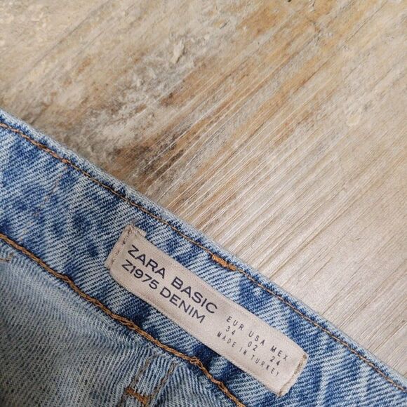 Zara Basic Denim Distressed Straight Tapered Mom High Rise Jeans Womens 2 Blue - Picture 11 of 11